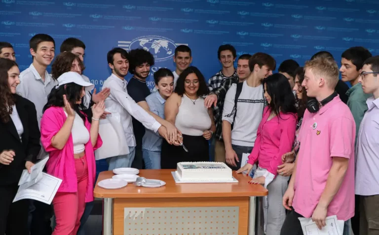 IBSU hosted award ceremony for Digital School participants