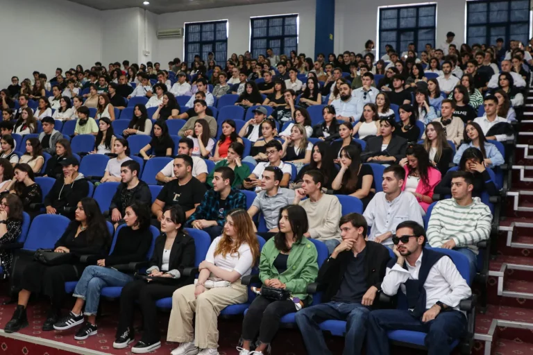 IBSU held orientation meeting for freshmen