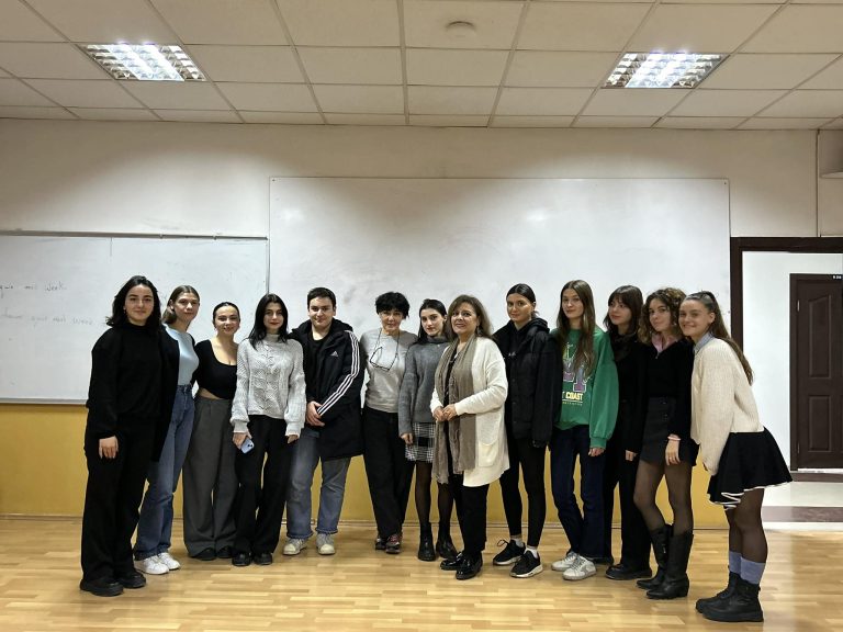 Journalism program students meet with director and journalist Nargiza Gardapkhadze