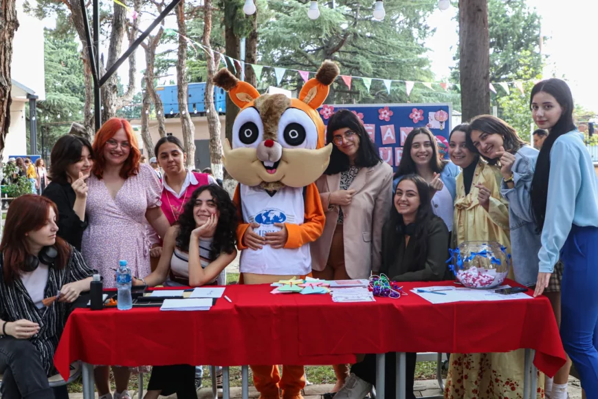CLUB FAIR