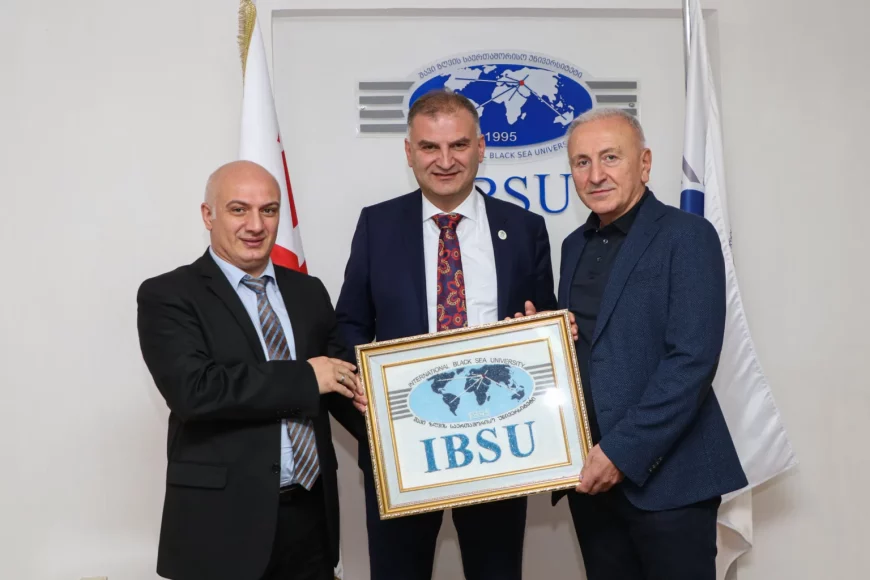 IBSU-ს ახალი მფლობელები უნივერსიტეტის ადმინისტრაციის წარმომადგენლებს შეხვდნენ