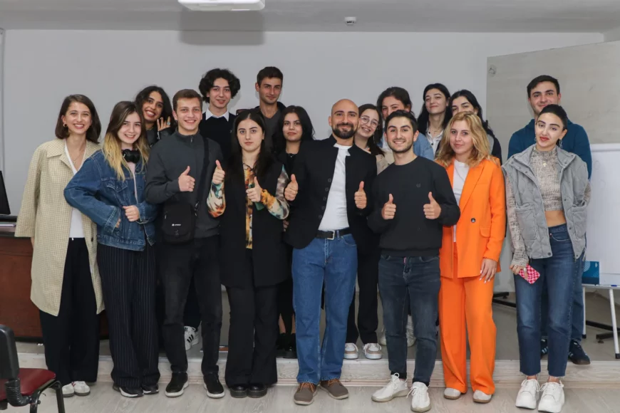 Light Life Academy-ის დამფუძნებელმა სტუდენტებისთვის ვორქშოპი ჩაატარა