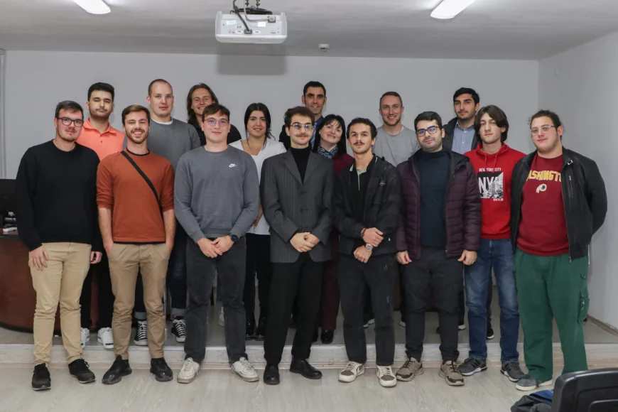 Dresden University professor visits IBSU