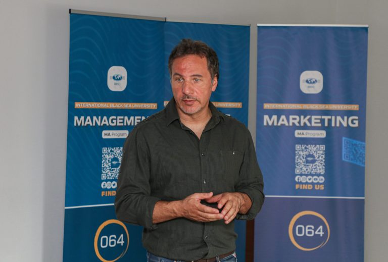 Italian professor Andreas Sitorengo conducted workshops for IBSU students