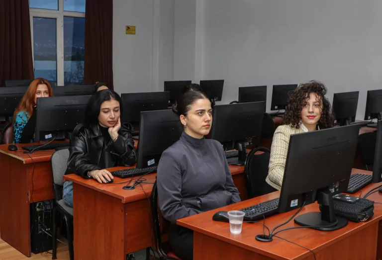 Dean of School of Law and State Governance held workshop on Business Communication
