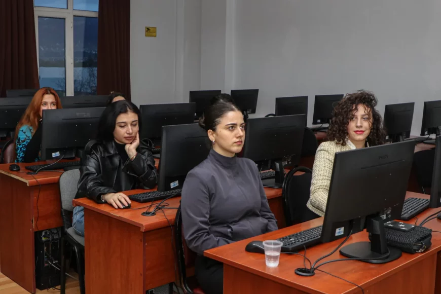 Dean of School of Law and State Governance held workshop on Business Communication