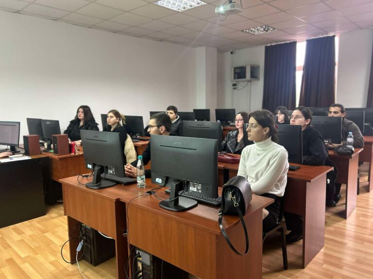 Training on scientific bases for students of the School of Law and Public Administration