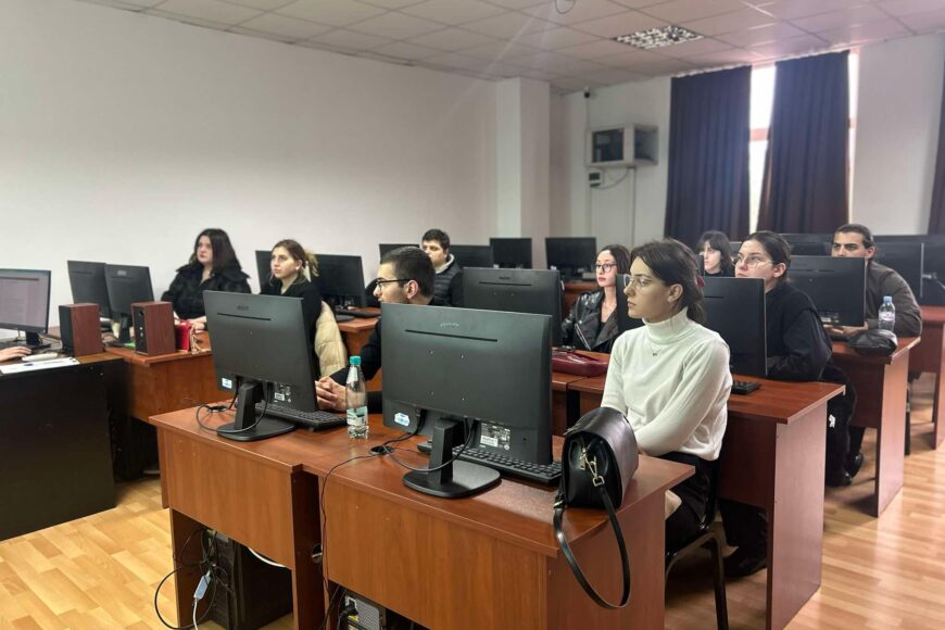 Training on scientific bases for students of the School of Law and Public Administration