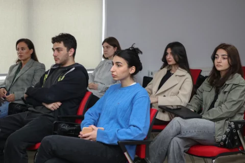 კომპანია ‘ჯეპრას’ წარმომადგენლებმა ბიზნესის სკოლის სტუდენტებითან შეხვედრა გამართეს