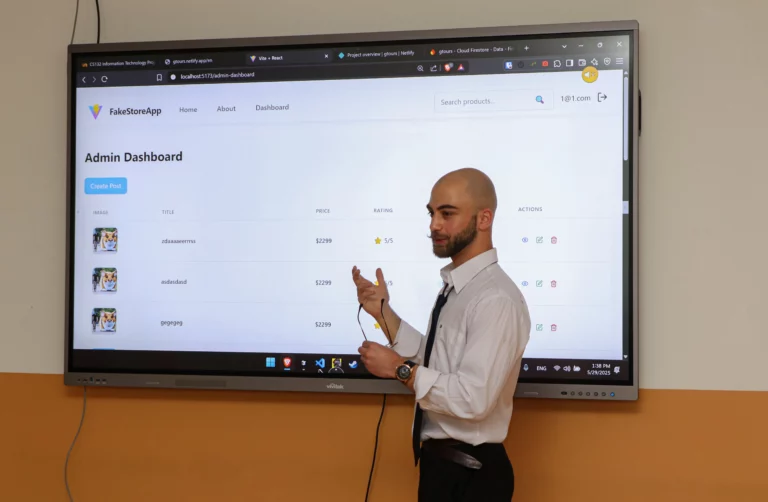 IBSU student leads intensive React course