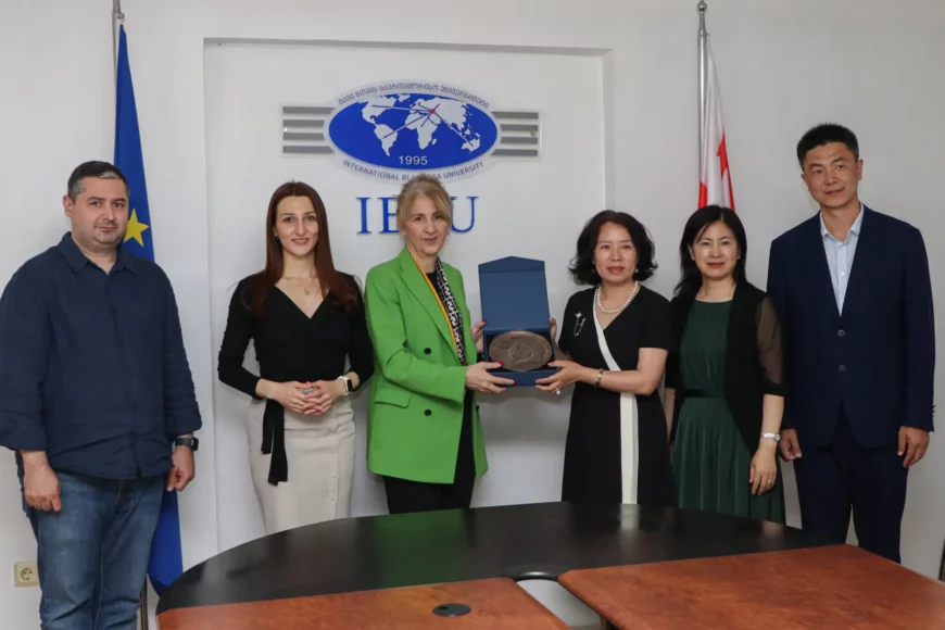 საერთაშორისო ურთიერთობების დეპარტამენტმა დალიანის ტექნოლოგიური უნივერსიტეტის წარმომადგენლებს უმასპინძლა