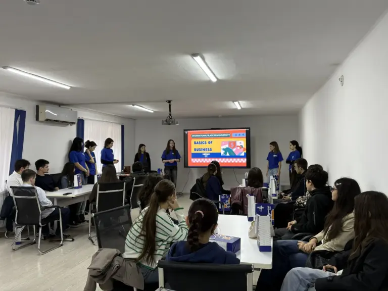 IBSU held training ‘Basics of Business’ for pupils