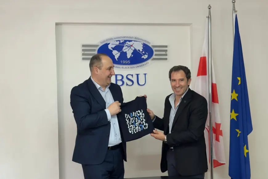 ერაზმუს+ თანამშრომლების პროგრამის ფარგლებში ISAG-ის პროფესორმა IBSU-ში ლექცია წაიკითხა
