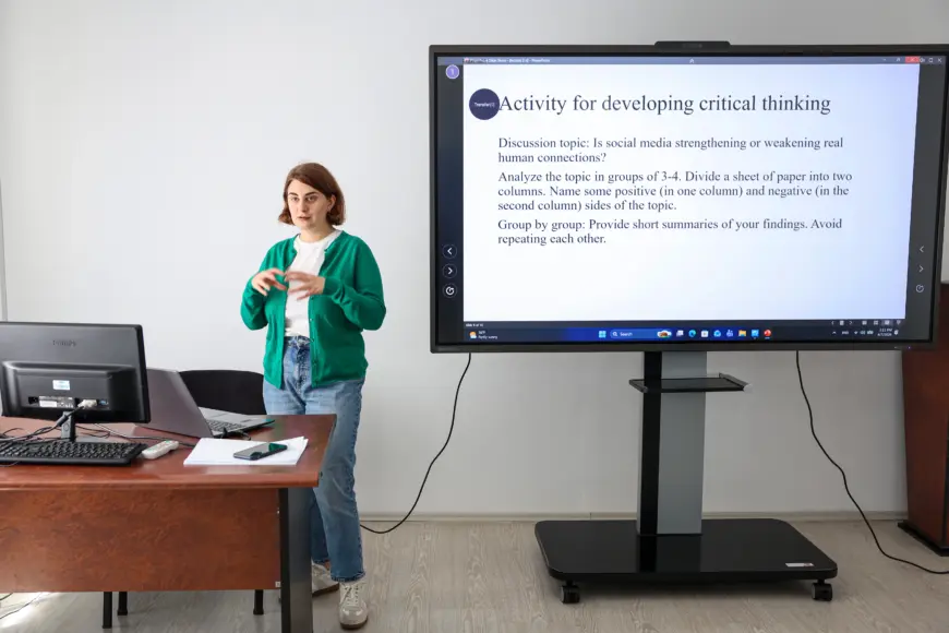 A lecture on “Developing Critical Thinking in Universities” was held at IBSU