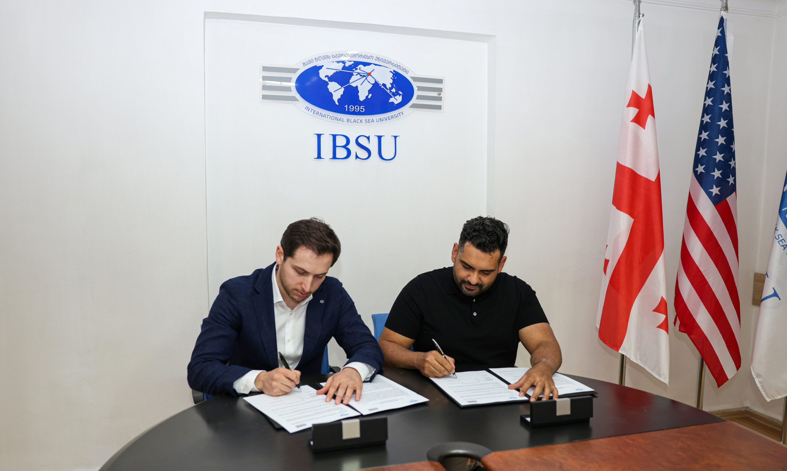 A Memorandum of Understanding was signed between IBSU x 2080 Venture Holdings